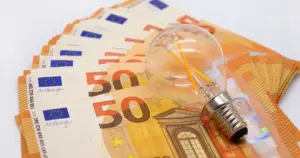 Por qu&eacute; sube tu factura el&eacute;ctrica en 2026